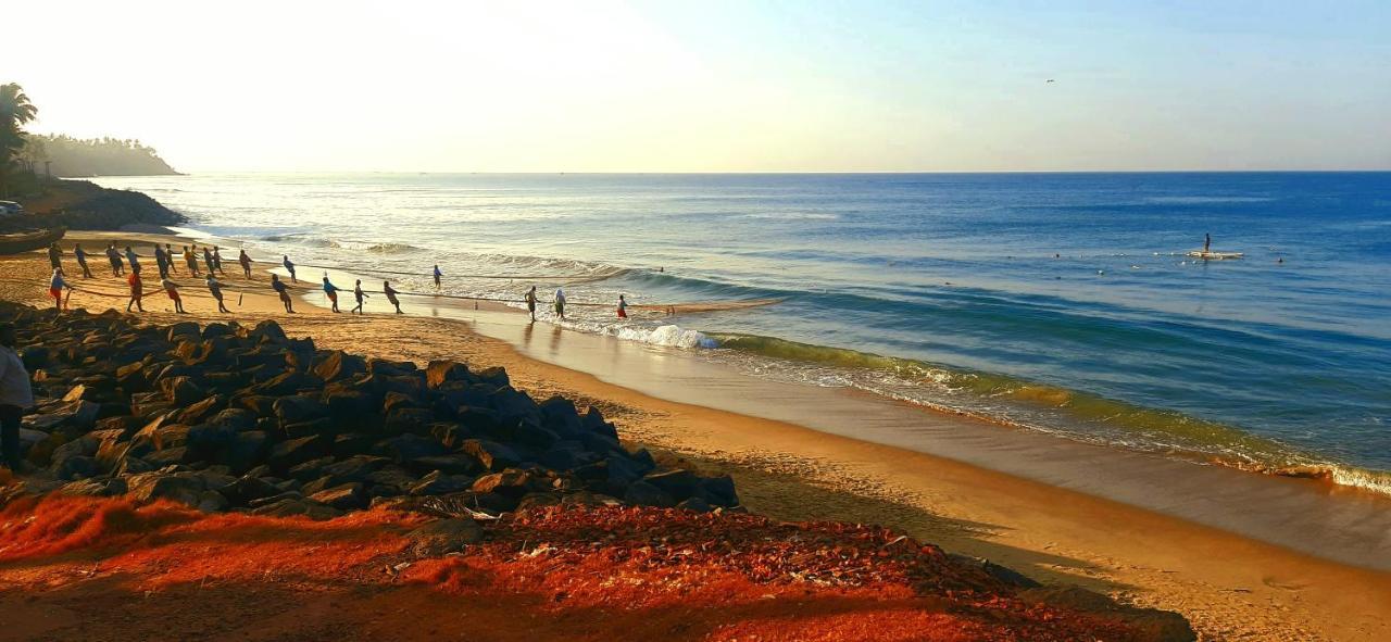 Blue Water Beach Resort Varkala Exterior foto