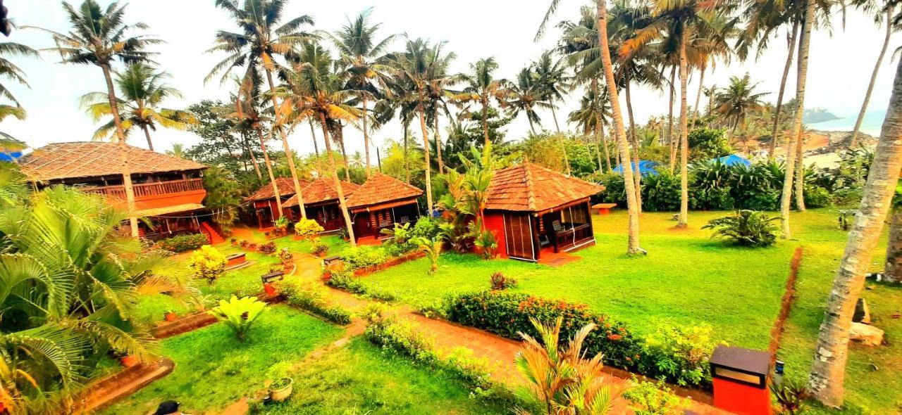 Blue Water Beach Resort Varkala Exterior foto