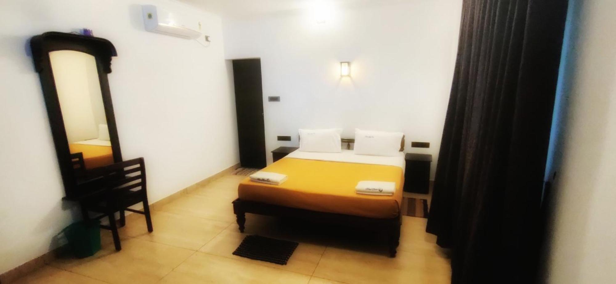 Blue Water Beach Resort Varkala Exterior foto